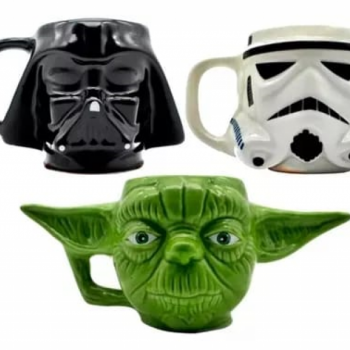 imagem Kit com as 3 Canecas 3d Coleção Star Wars Darth Vader Yoda Storm